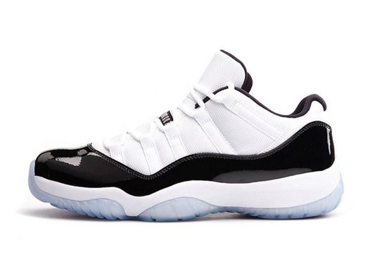 Air Jordan 11 Low "Concord