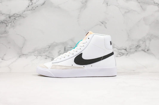 NIKE BLAZER MID