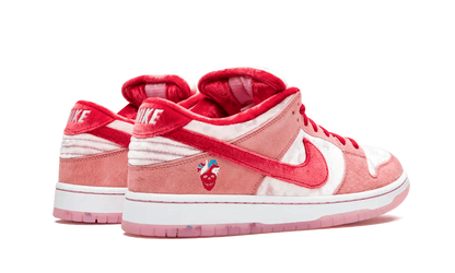 Nike SB Dunk Low StrangeLove Skateboards