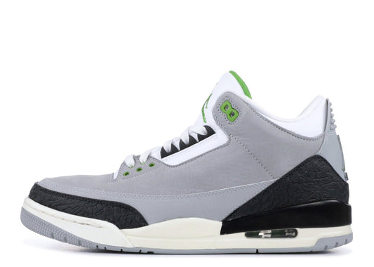 NIKE AIR JORDAN 3 RETRO "CHLOROPHYLL"