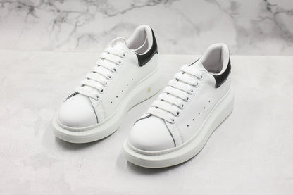 ALEXANDER MCQUEEN OVERSIZED SNEAKER