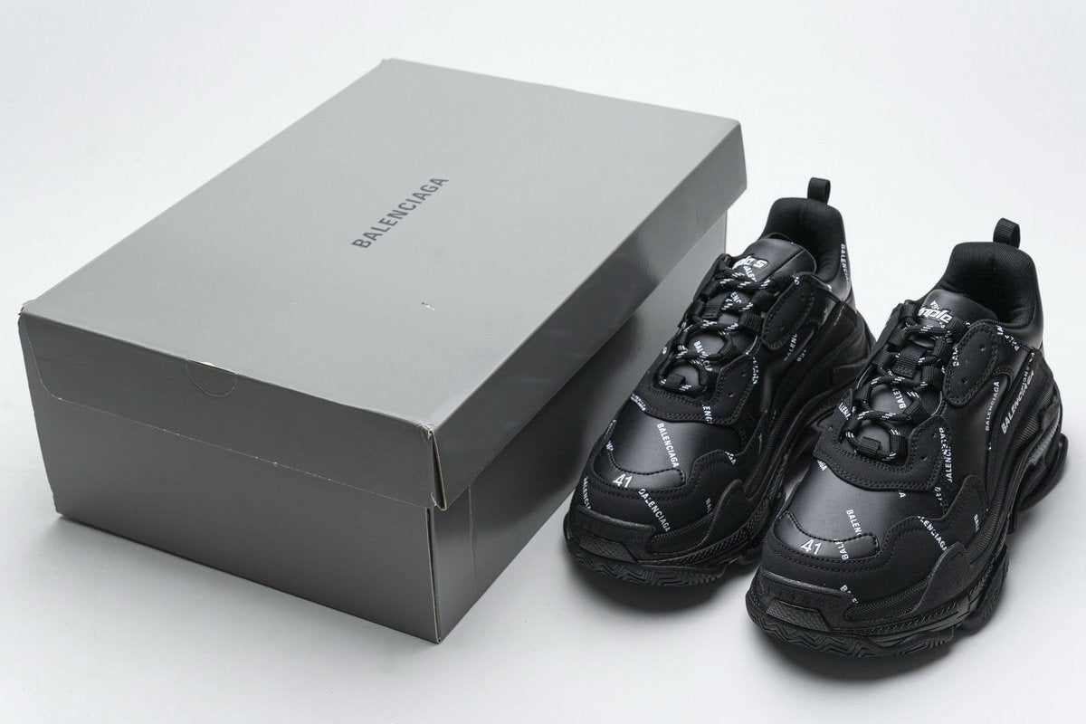 BALENCIAGA TRIPLE S "BLACK DETAILS"