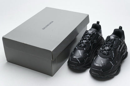 BALENCIAGA TRIPLE S "BLACK DETAILS"