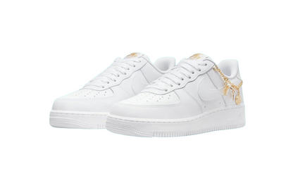 NIKE AIR FORCE 1 LOW